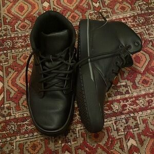Leather Hi Top Anti slip Shoes